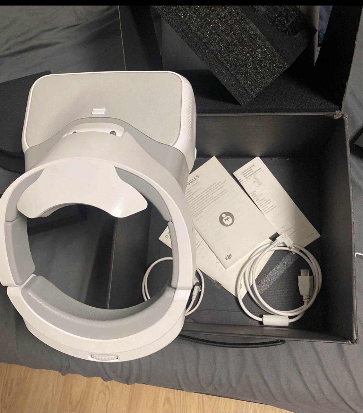 DJI Goggles