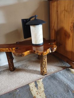 OUTDOOR LIGHTING FIXTURE