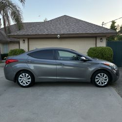2013 Hyundai Elantra 