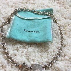 RETURN TO TIFFANY® TAG OVAL CHOKER