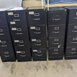 Set Of 5 Letter Size 4 Drawer File Cabinets 