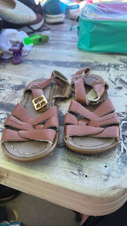 saltwater size 10