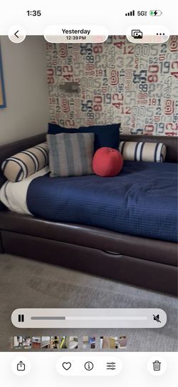 Twin bed