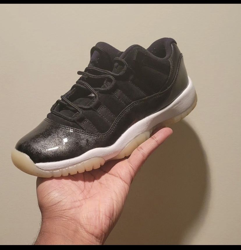 Jordan 11 Lows (Brand New) 