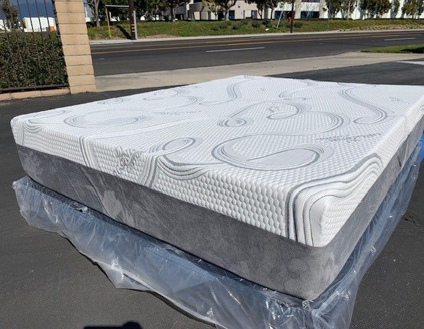King Organic Cool Gel Memory Foam!!