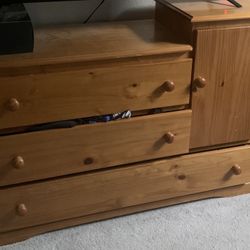 Baby Changing Table Dresser 