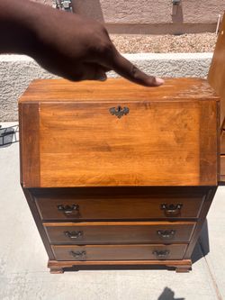 Maddox of Jamestown Secretary Desk