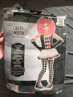 Brand new size small girls costume