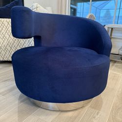 Okru II  Dark Blue Accent Chair 
