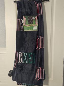 Wicked blanket