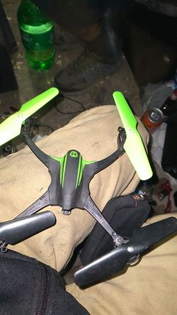 Dron no battery no control for parts