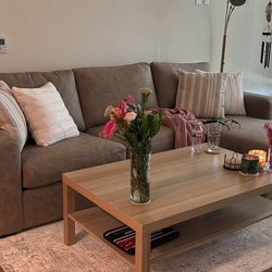 3-Month-Old Sectional Couch with Coffee Table – Excellent Condition