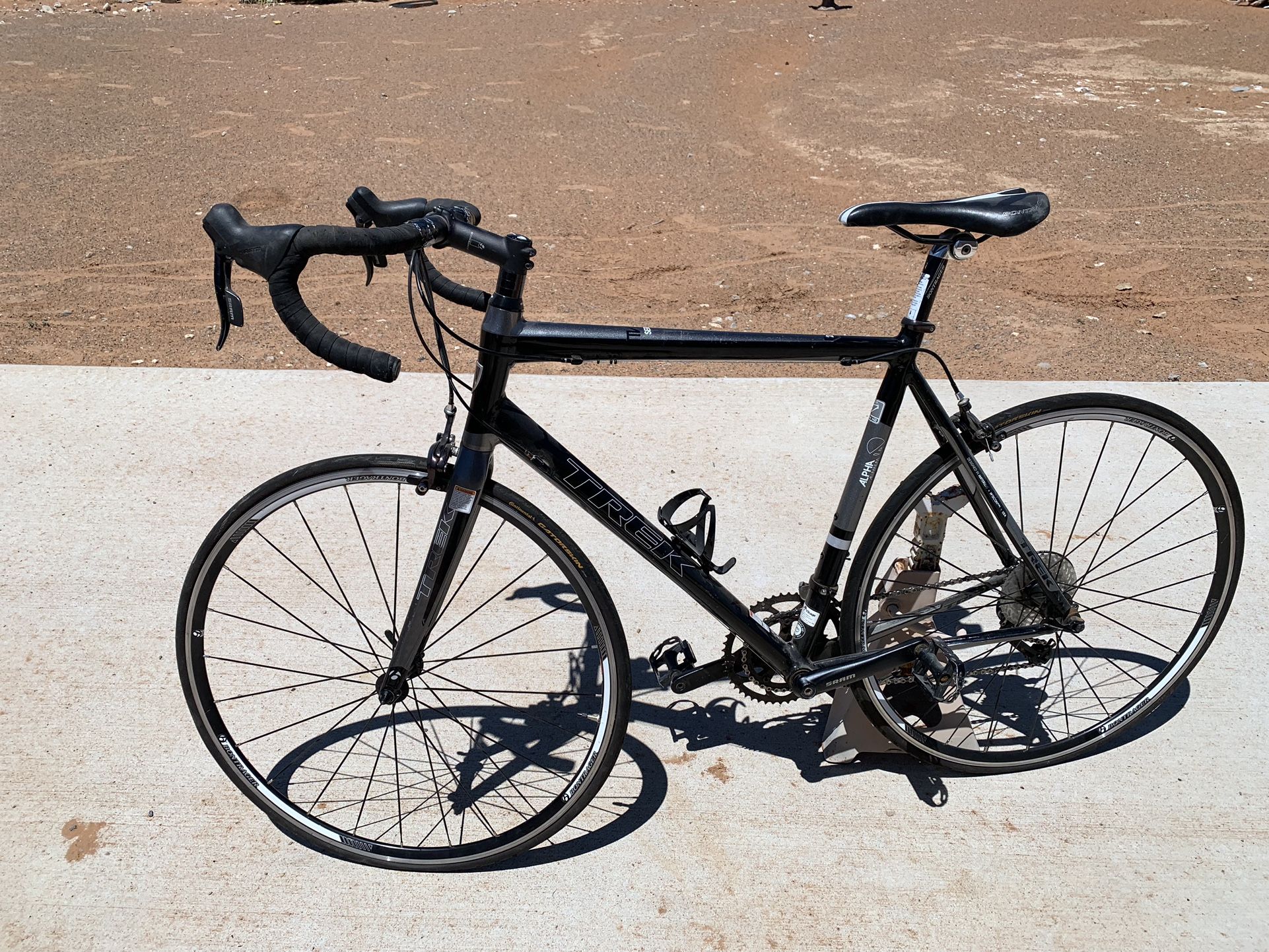 Trek Alpha 2.1 Road Bike Black Large 58CM for Sale in El