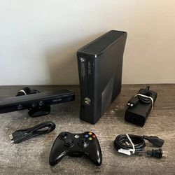 Xbox 360 S Console & Kinect