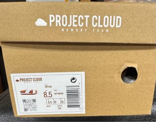 Women’s sandals Project Cloud size 8.5