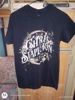Chris Stapleton size small black woman's shirt