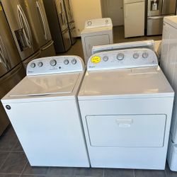 Whirlpool Washer And Electric Dryer Set 