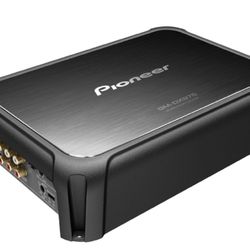 Pioneer  GM-DX975