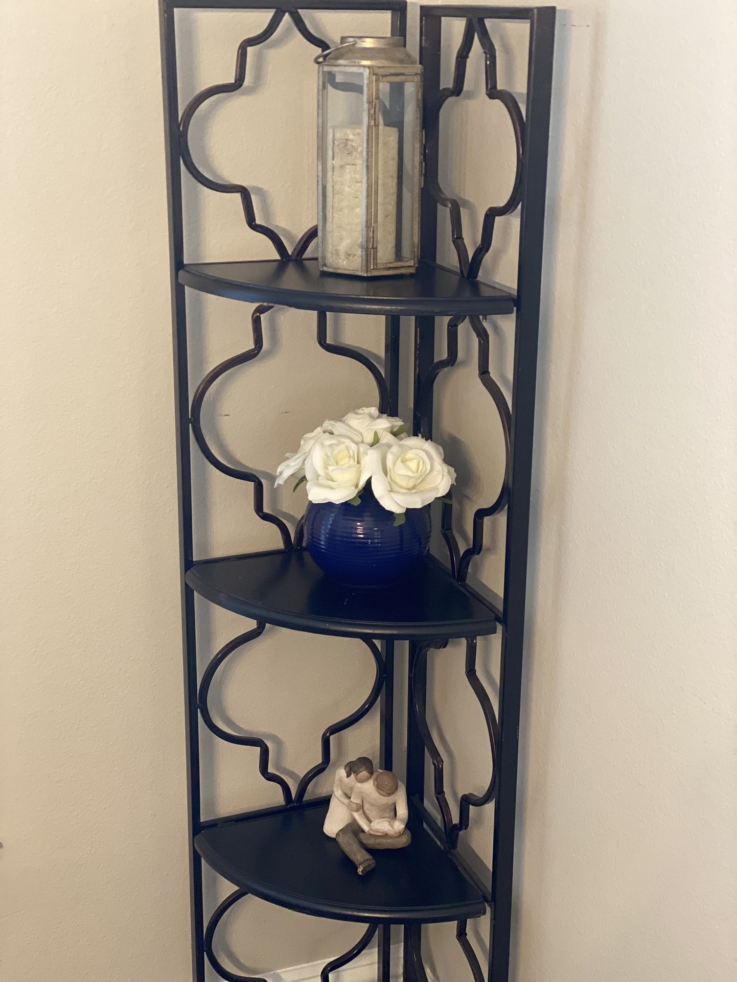 Shabby Chic Corner Shelf