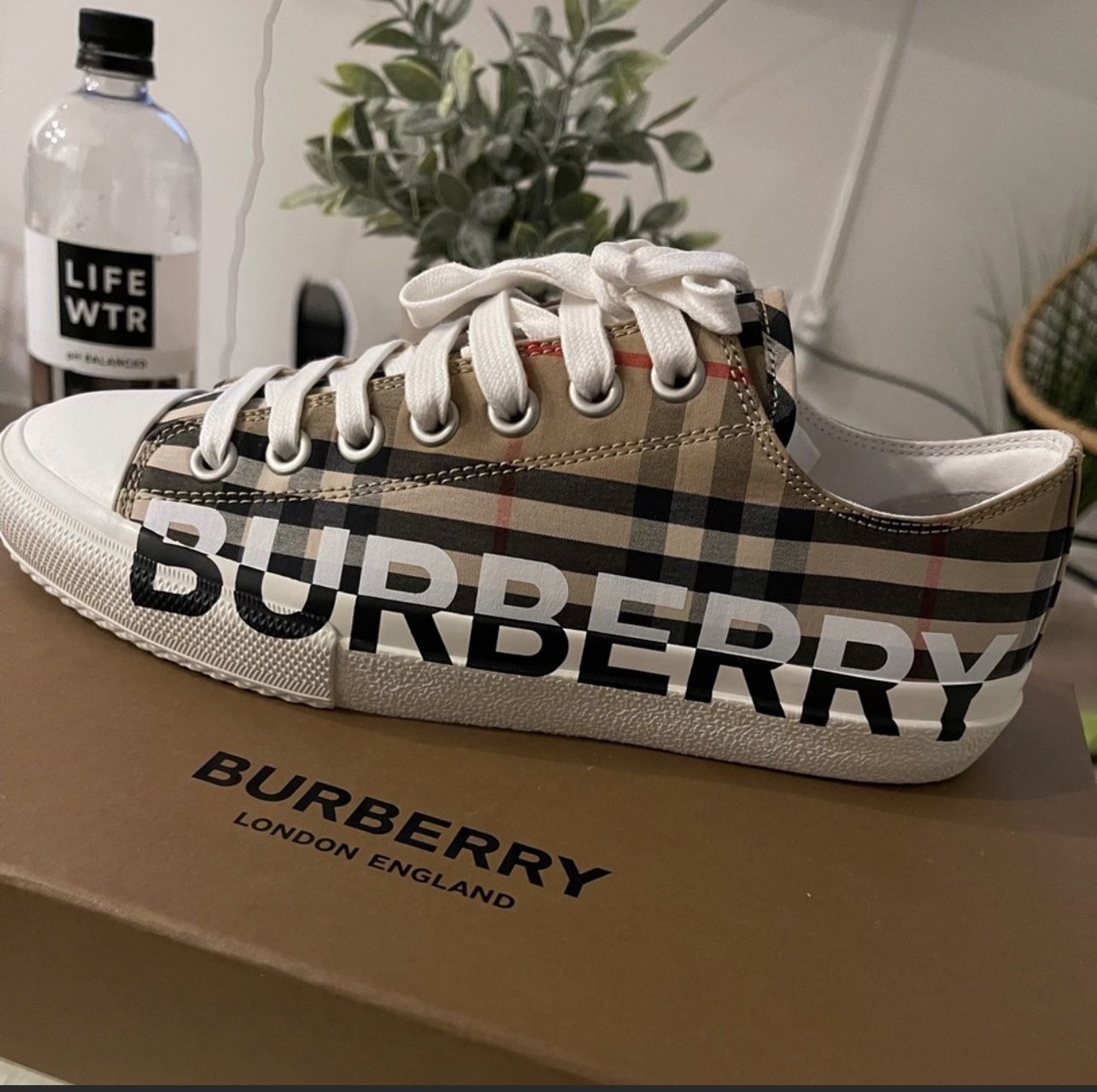 Burberry Sneakers Size 9