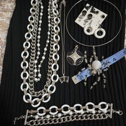 🖤 Gothic Glam Jewelry Bundle - Handmade Spider Necklace Inside!