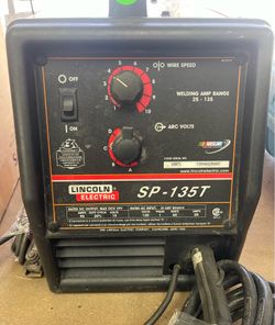 Lincoln Electric SP-135T Wire-Feed MIG Welder 120V