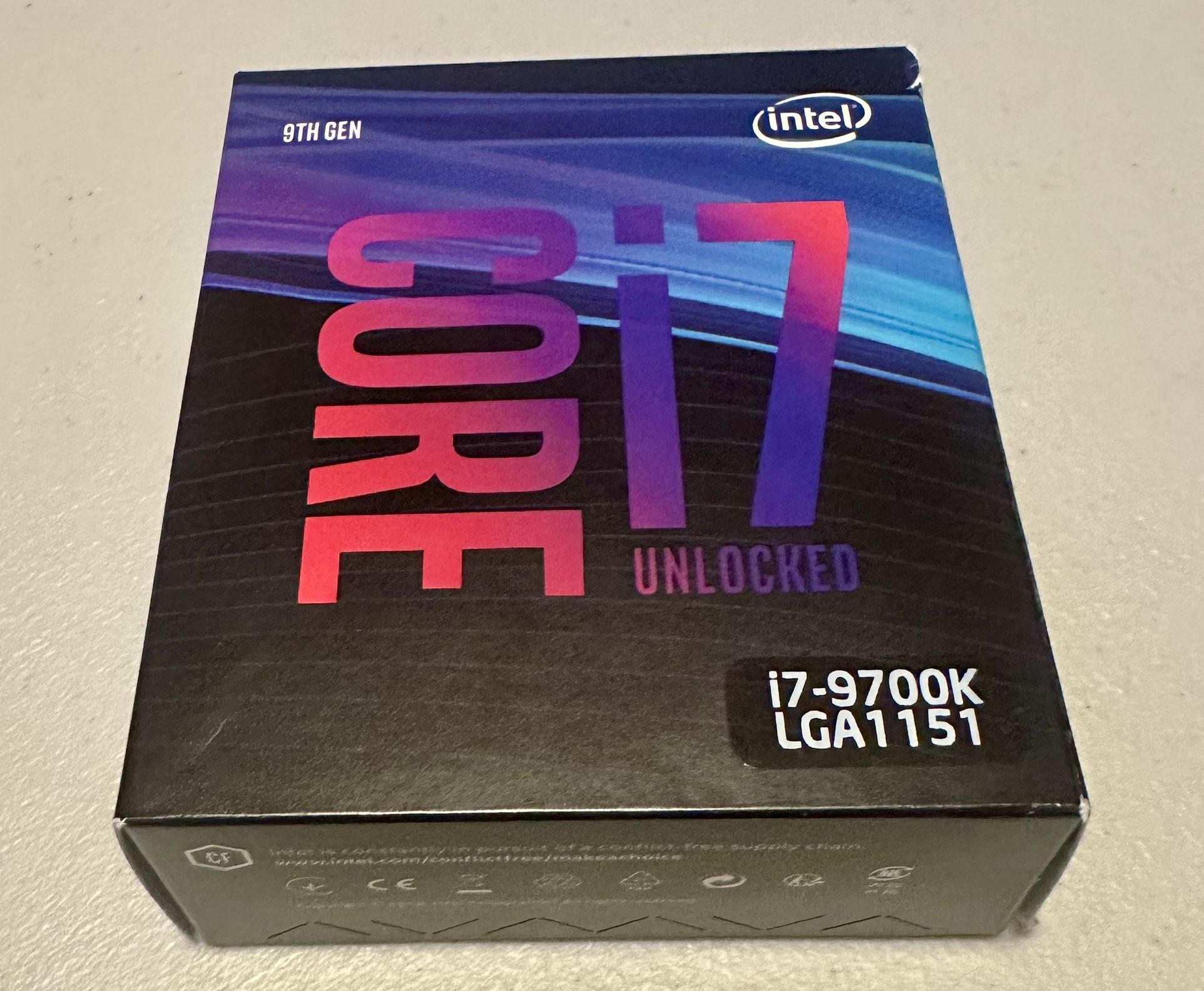 Intel i7-9700K