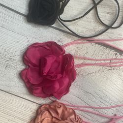 Flower Choker Necklace 