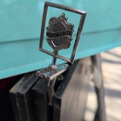 Cutlass 87 Ornament Logo