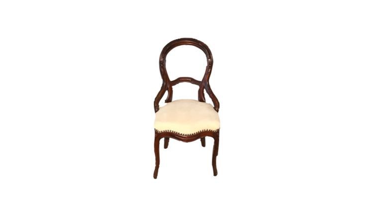 Cream Vintage Chair 