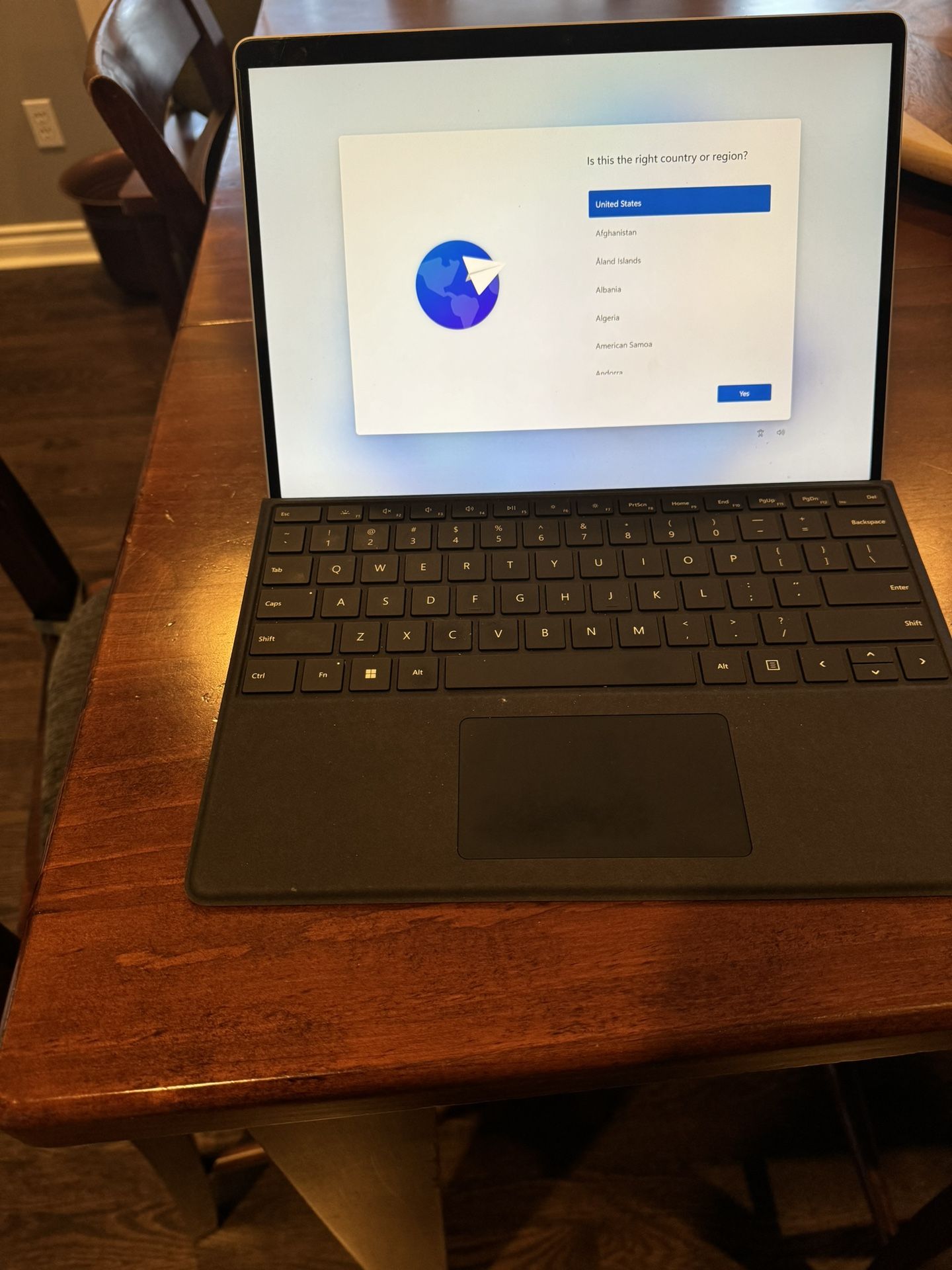 Barely Used Like New Microsoft Surface Pro 9 i7 12 Gen Proc, 32 GB HD, 1 TB SSD