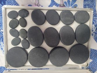 Piedras calientes para masajes