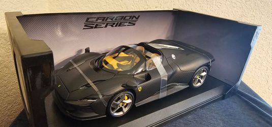 Ferrari Daytona SP3 MaistoCarbon Fiber Series 1:18 Diecast Car Carbon Dipped 50th Anniversary Collectors