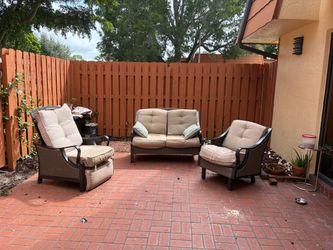 Outdoor patio set