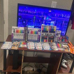 I Got These And Really Good Markers Brand New Have Never Been Open Really Good 