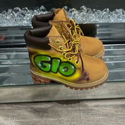 Size 2 Classic Timberland Custom G'O