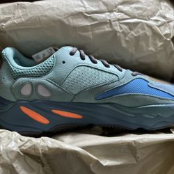 Yeezy 700 Faded Azure Sz 12