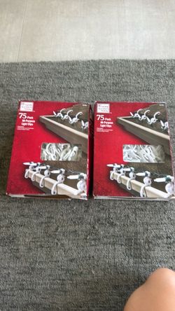 Home Accents Holiday 75-Pack All-Purpose Light Clips (2 Boxes)