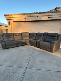 Fabric Power Reclining Sectional with Power Headrests