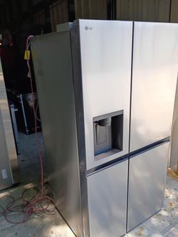 LG Stainless Steel Side-by-Side Refrigerator