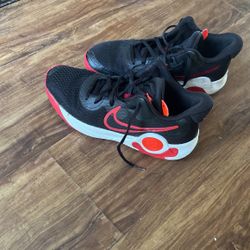 KD Trey 5 X Nike Size 9