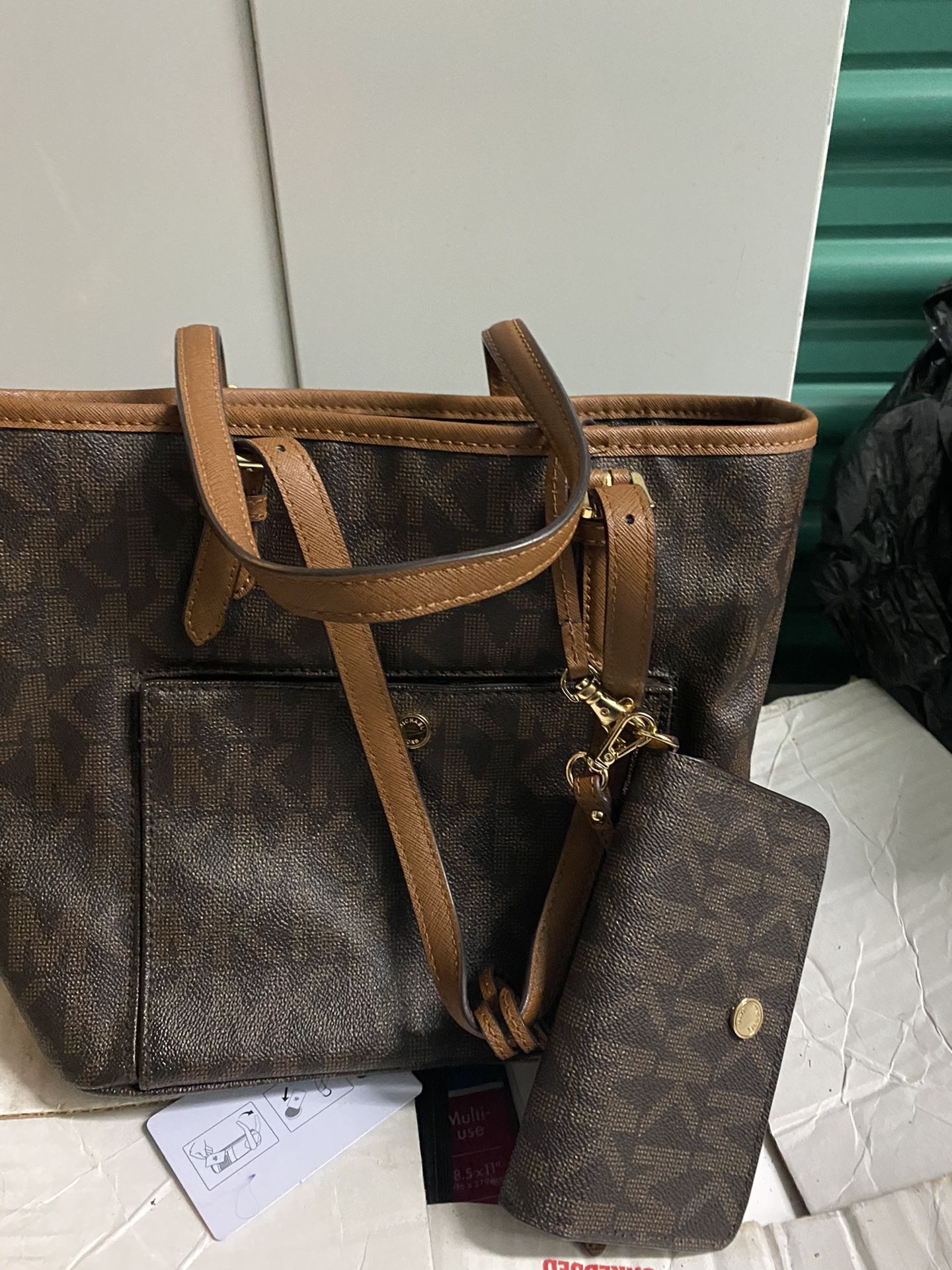 Michael Kors Authentic Small Tote Brown And Tan