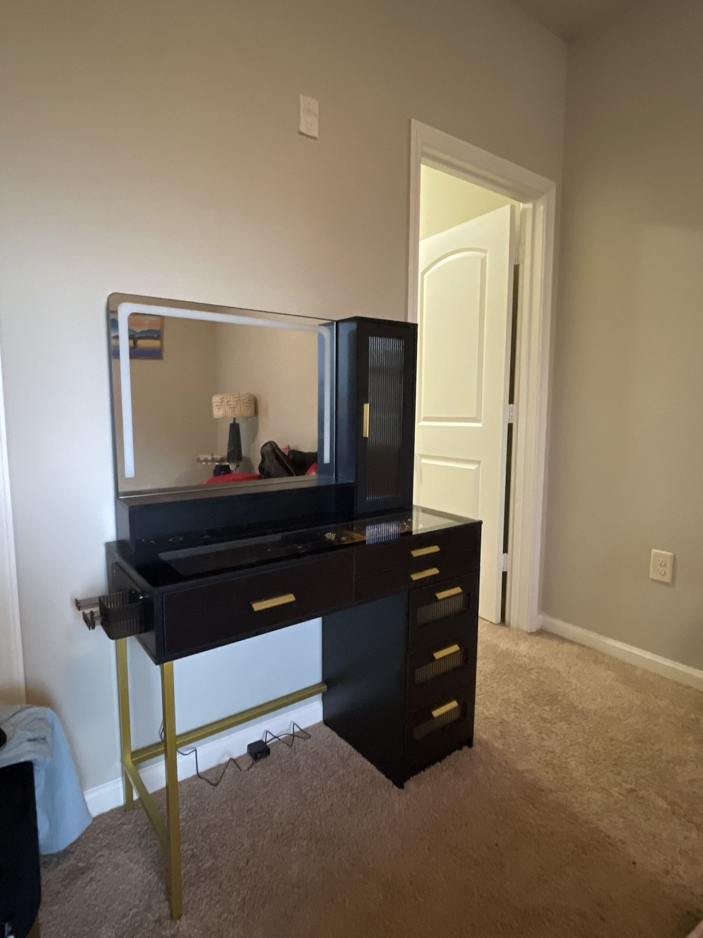 Brand new Vanity