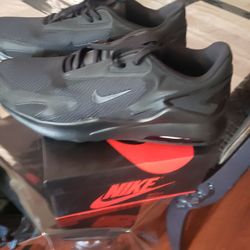 New Men's Shoes Size 11.5 No Box