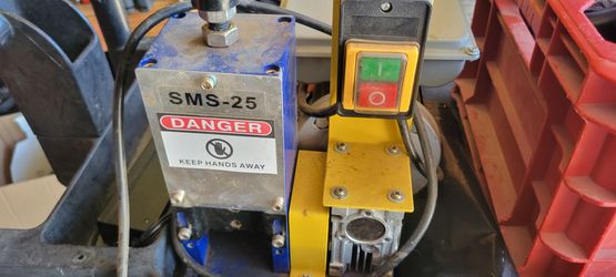 Wire stripper