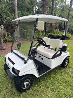 SUPER CLEAN 48 VOLT CLUB CAR GOLF CART!! RUNS AND DRIVES GREAT!