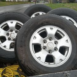 Toyota Truck Wheels And Tires 265/70/16