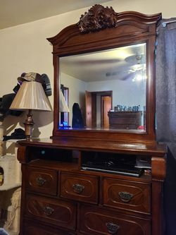 Dresser and mirror set