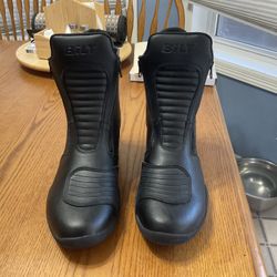 Built Motorcycle Boots Size 10