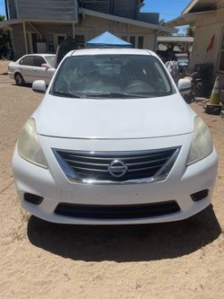 Nissan versa